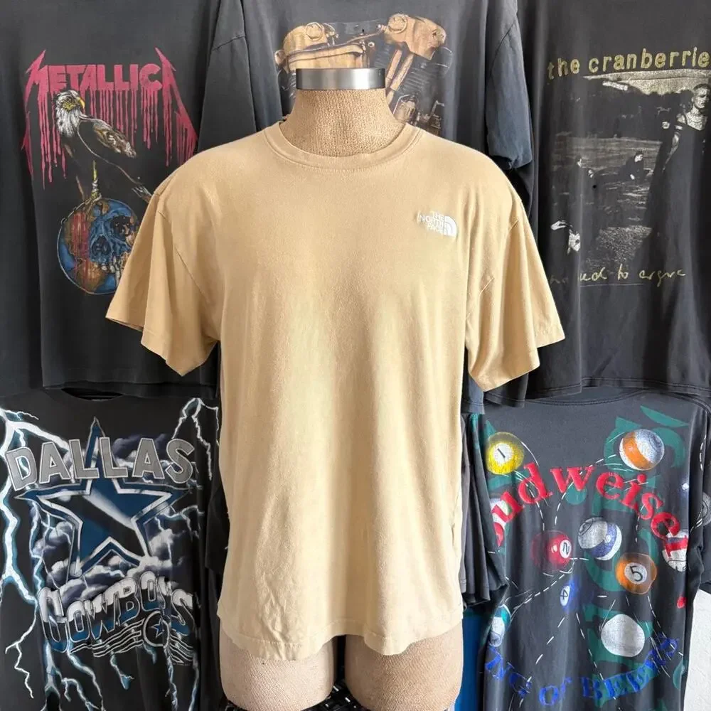 Modern the north face t shirt